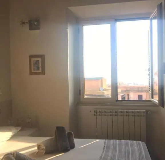 اتاق استاندارد با چشم‌انداز دریا, Le Suites Maor