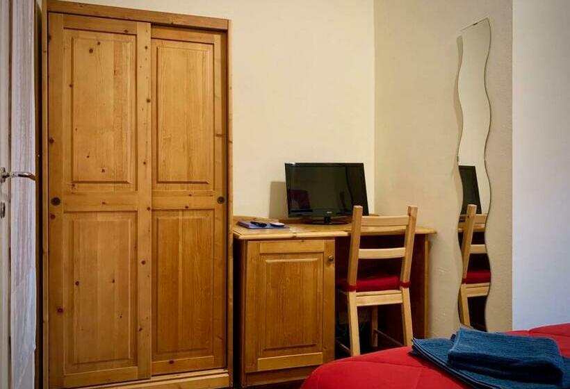 اتاق استاندارد, Ariel B&b
