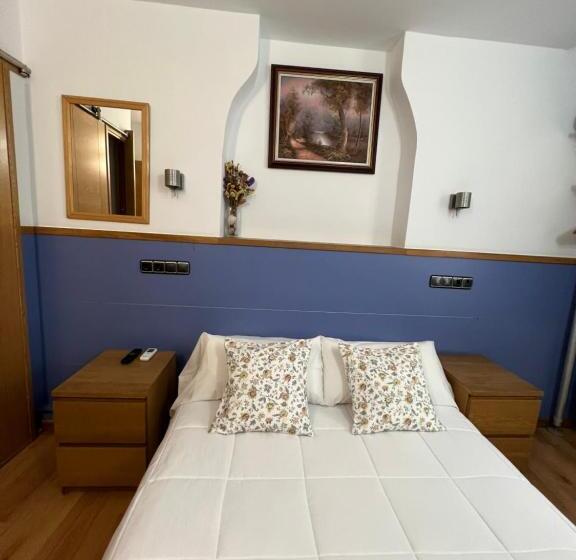 اتاق استاندارد با بالکن, Pensión Irune By Vivere Stays