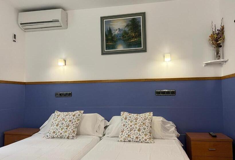 اتاق استاندارد با بالکن, Pensión Irune By Vivere Stays