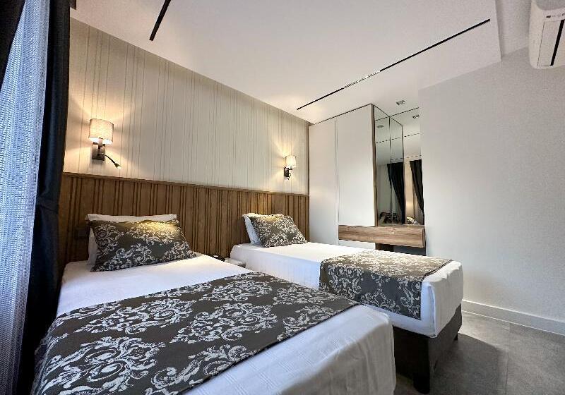 דירת חדר, Happy Apart