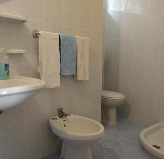 חדר אקונומי, Casa Nicola