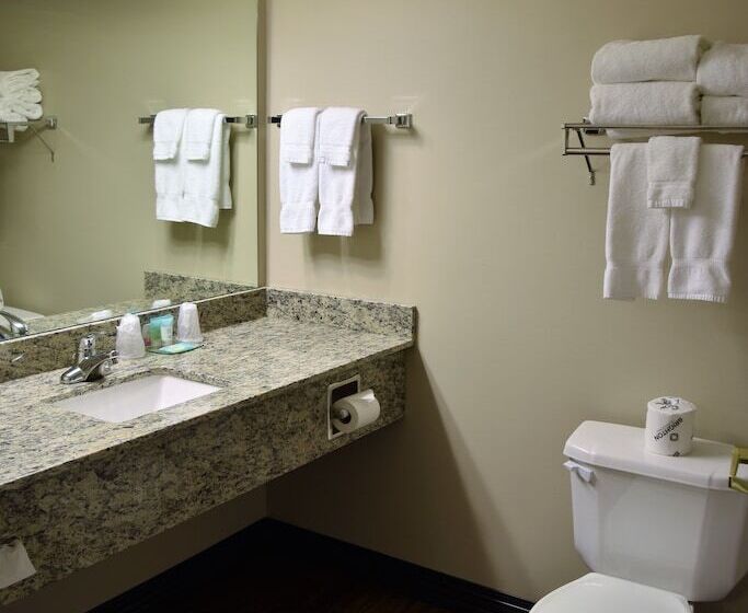 جناح, Country Inn River Falls