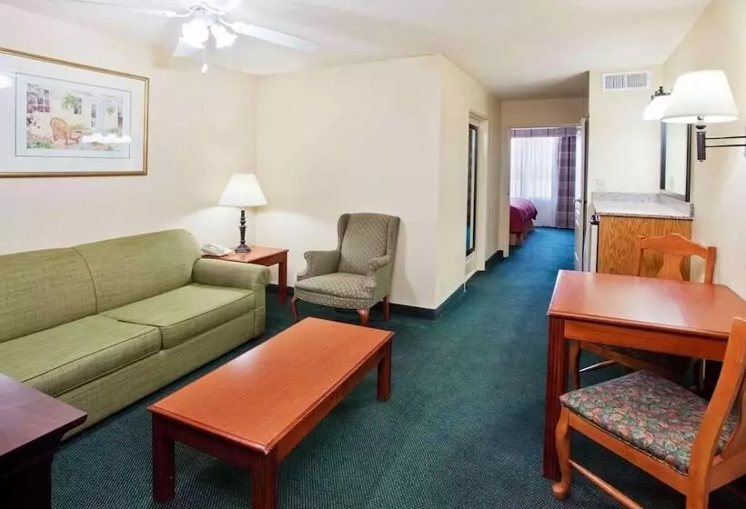 身障者適用スイートルーム, Country Inn & Suites By Radisson, Hiram, Ga