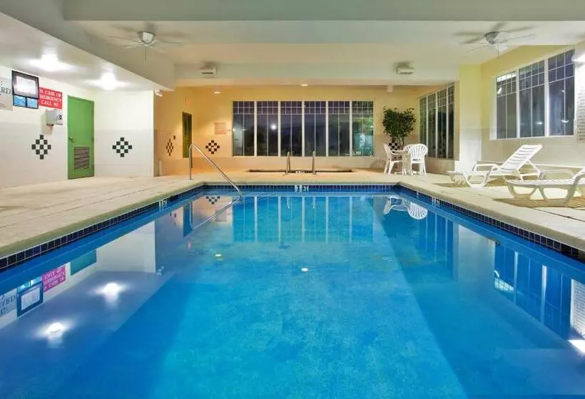 キングサイズベッドのスタンダードルーム, Country Inn & Suites By Radisson, Hiram, Ga