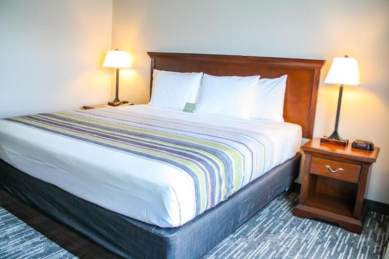 Люкс Кровать Кинг, Country Inn & Suites By Radisson, Washington Dulles International Airport, Va