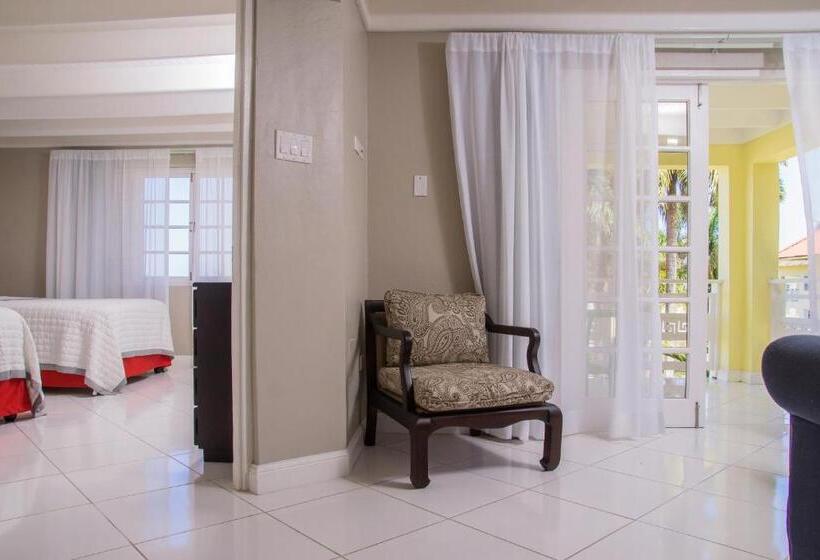 آپارتمان 1 خوابه با بالکن, Hillview At Mystic Ridge