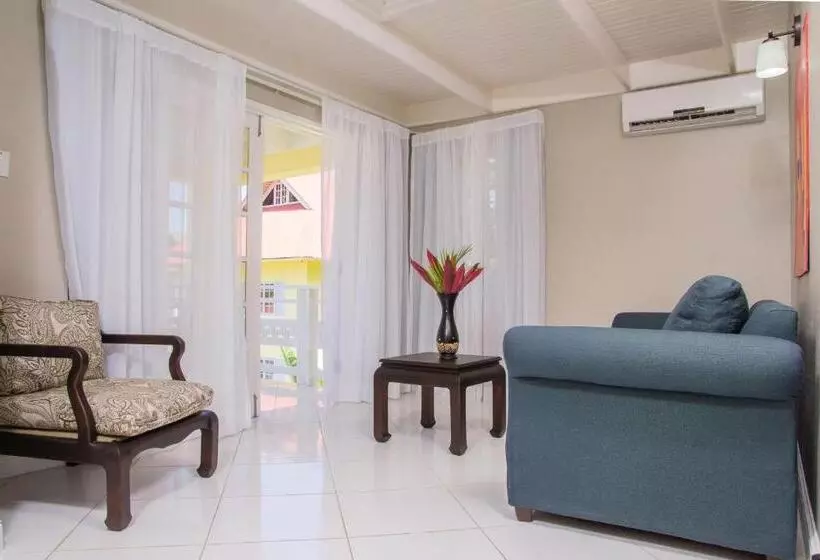 آپارتمان 1 خوابه با بالکن, Hillview At Mystic Ridge