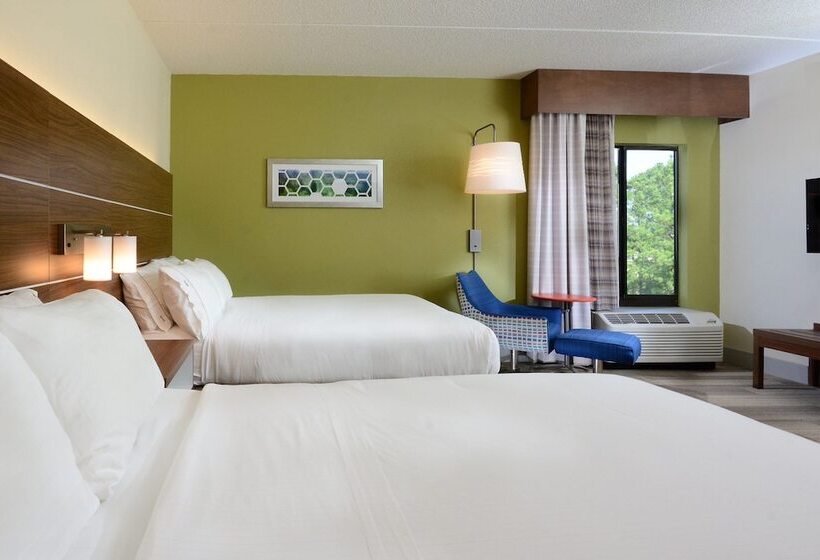 Номер Стандарт, Holiday Inn Express & Suites Raleigh Durham Airport At Rtp, An Ihg