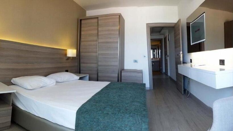 4인용 수피리어 룸, Idas