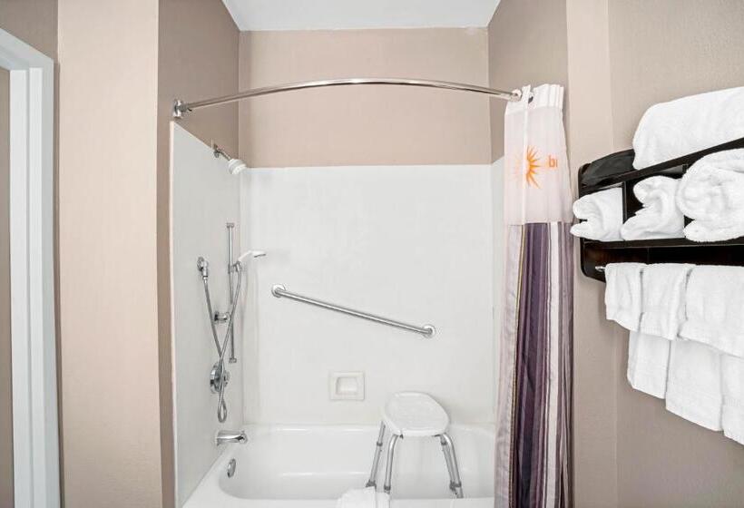 身障者適用スタンダードルーム, La Quinta By Wyndham Lebanon