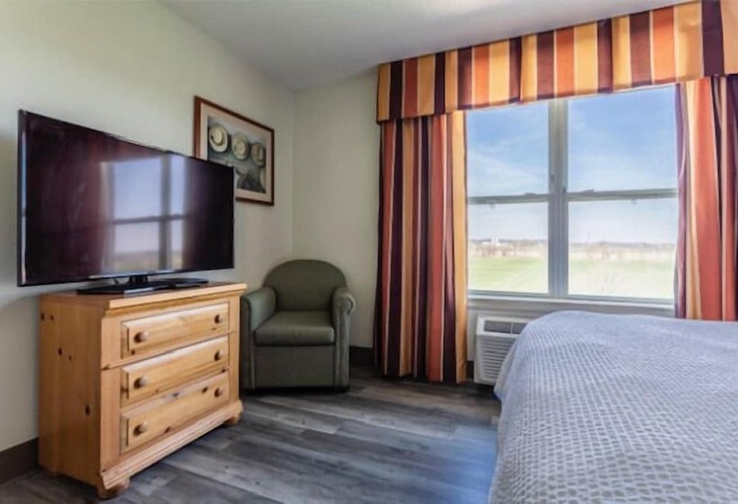 سوییت, Lancaster Inn & Suites