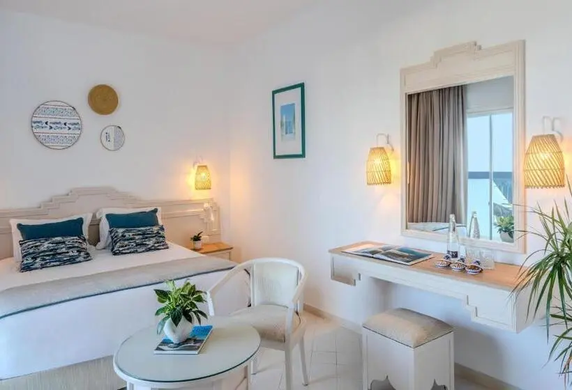 景色の見えるスタンダード4人部屋, Meliá El Mansour Mahdia