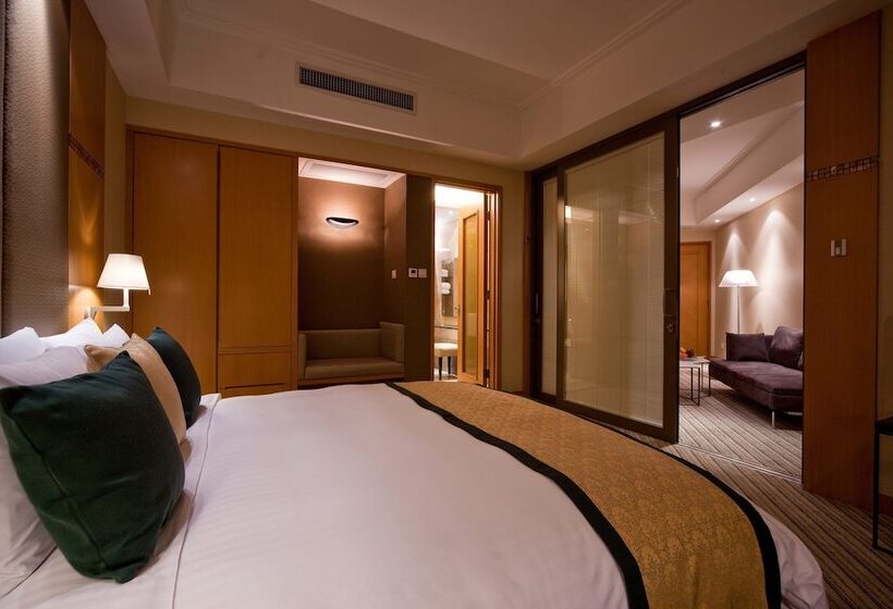 套房, New World Shunde