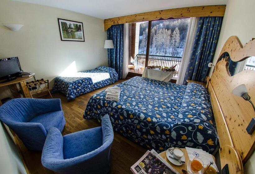 バルコニー付きスタンダードトリプルルーム, Rivè   Complesso Turistico Campo Smith