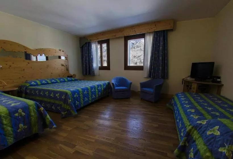 スタンダード４人部屋, Rivè   Complesso Turistico Campo Smith