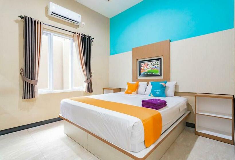 חדר סטנדרט, Sans Hotel Budaya Cirebon