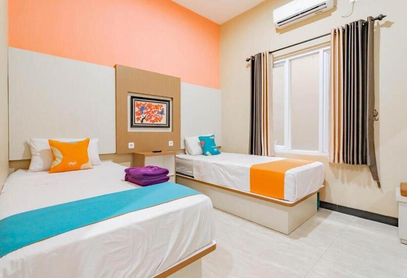 חדר סטנדרט, Sans Hotel Budaya Cirebon