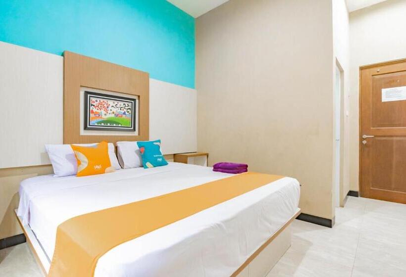 חדר אקונומי, Sans Hotel Budaya Cirebon