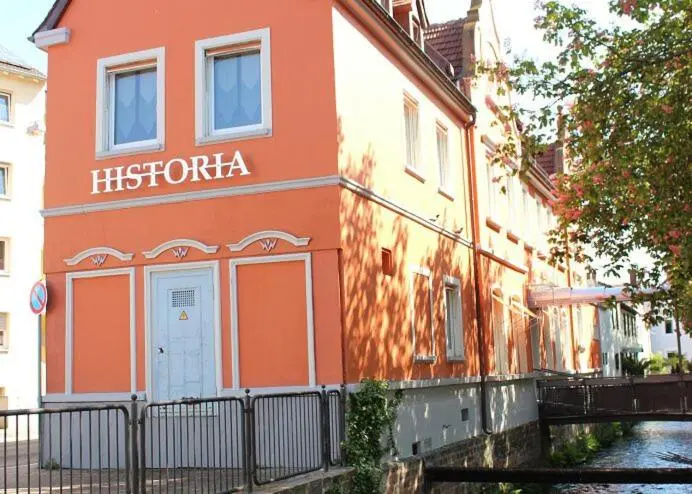 １ベッドルームアパートメント, Historia