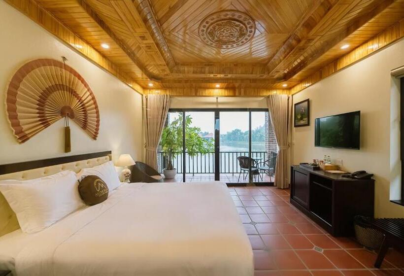 اتاق پریمیوم با چشم‌انداز دریاچه, Memorina Ninh Binh Resort
