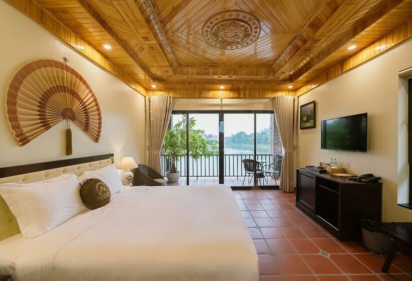 اتاق پریمیوم با چشم‌انداز دریاچه, Memorina Ninh Binh Resort