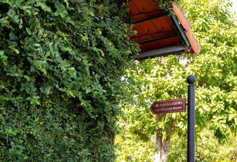 اتاق لوکس با چشم‌انداز باغ, Memorina Ninh Binh Resort