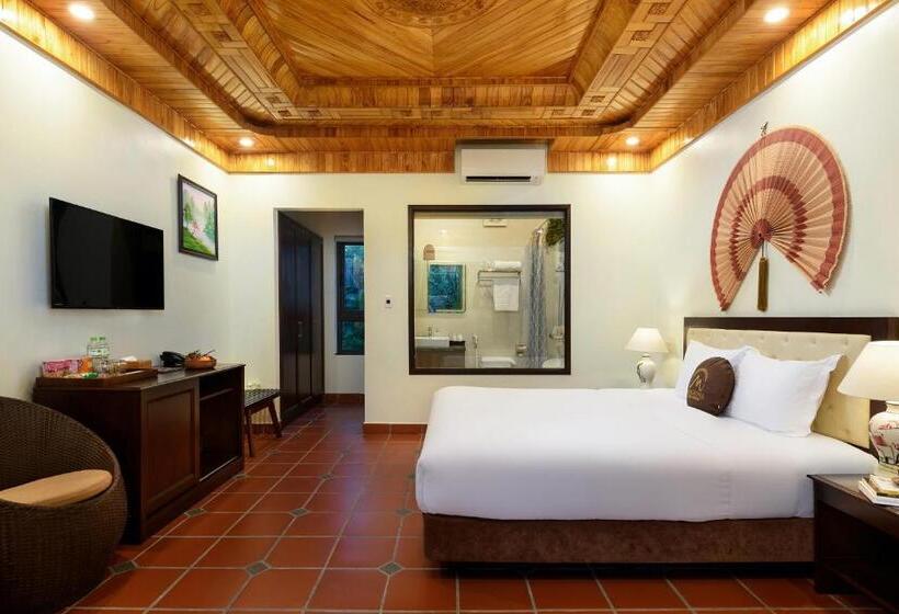 اتاق لوکس با چشم‌انداز باغ, Memorina Ninh Binh Resort