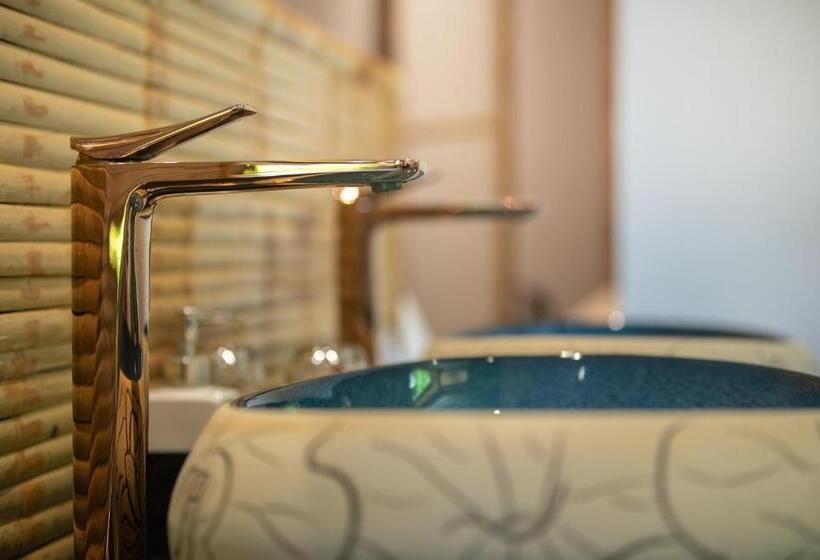 سوئیت پرزیدنت, Memorina Ninh Binh Resort