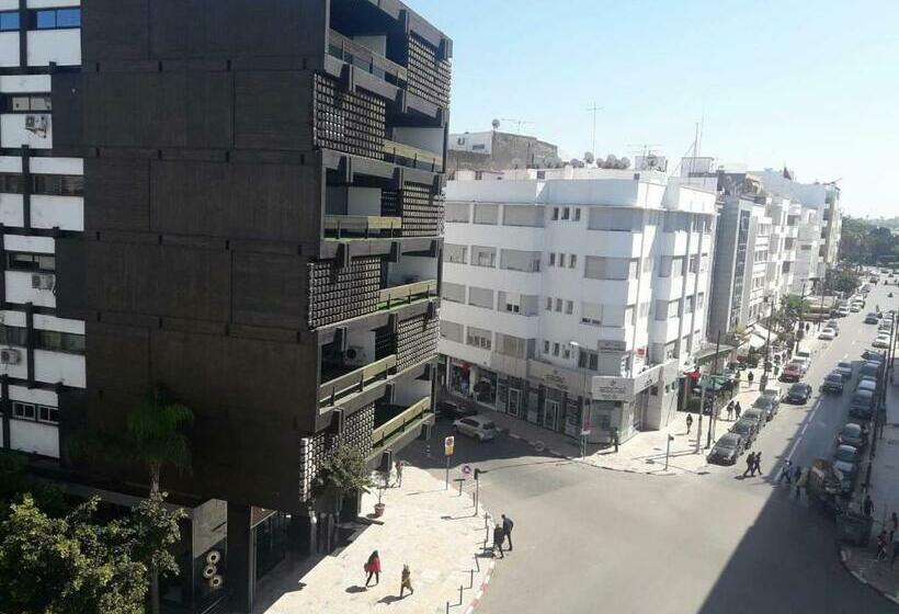 标准单人间, Velleda