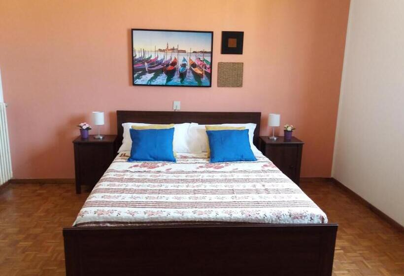 اتاق استاندارد با سرویس بهداشتی مشترک, Near To Pisa Airport Guesthouse