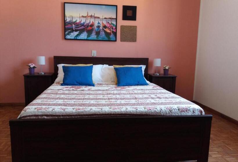اتاق استاندارد با سرویس بهداشتی مشترک, Near To Pisa Airport Guesthouse