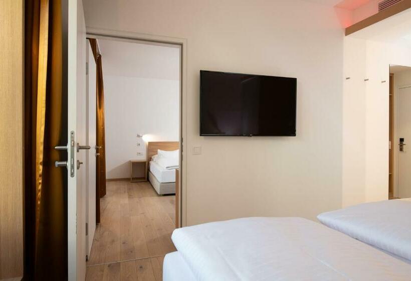 Номер Стандарт Адаптированный для Инвалидов, Best Western Hotel Spinnerei Linz
