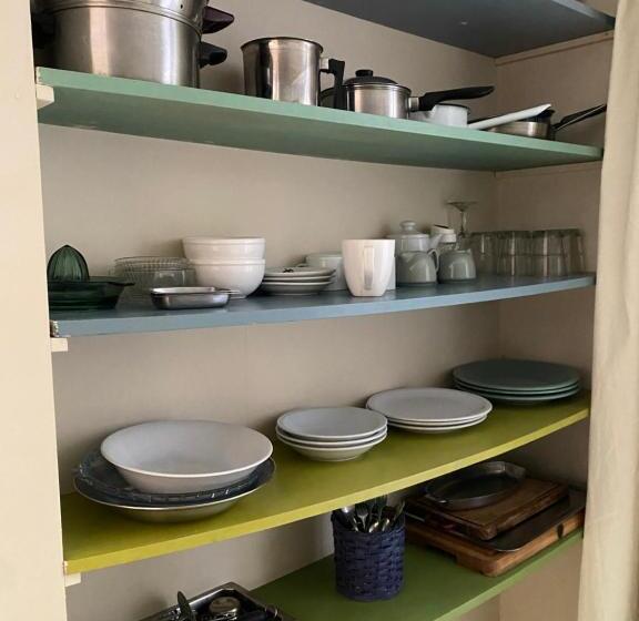 标准平房, La Isla Ostende