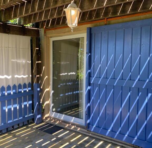 标准平房, La Isla Ostende