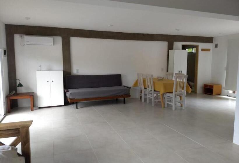 低层单卧公寓, La Isla Ostende