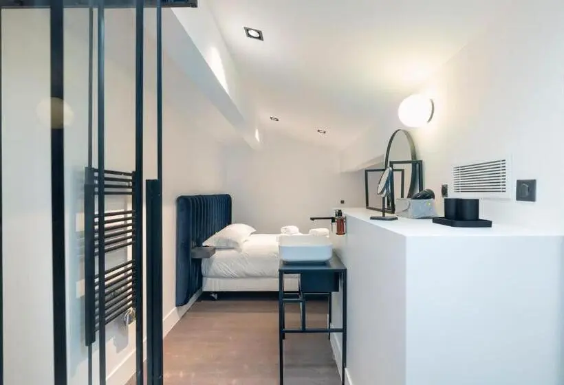 ３ベッドルームアパートメント, Residence Montefiore