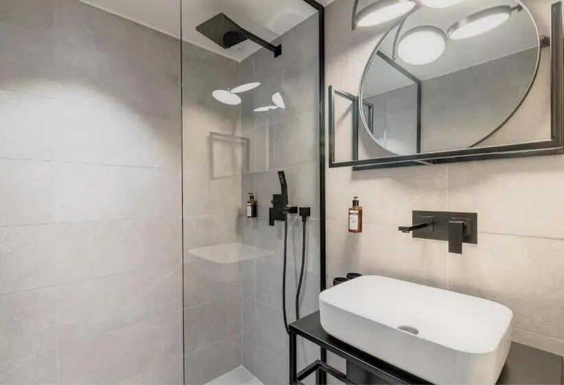 ３ベッドルームアパートメント, Residence Montefiore