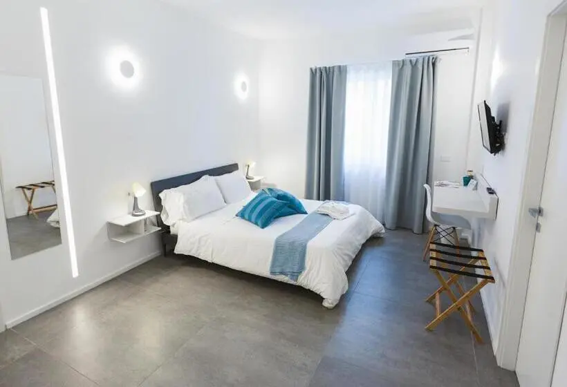 デラックスルーム, B&b A Due Passi Dal Mare