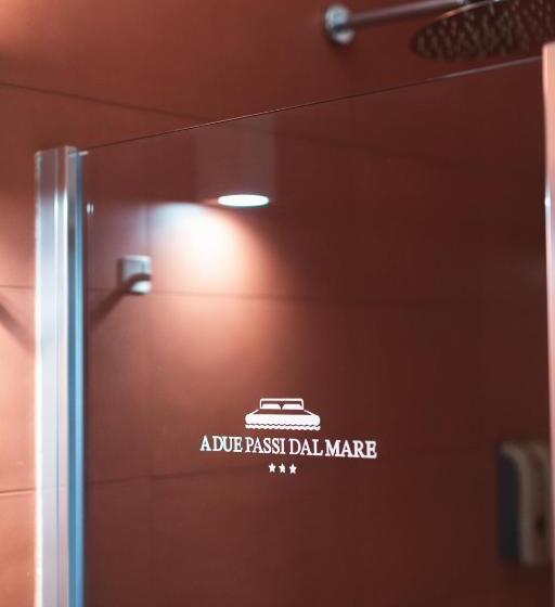 غرفة ديلوكس ذات إطلالة جانبية على البحر, B&b A Due Passi Dal Mare