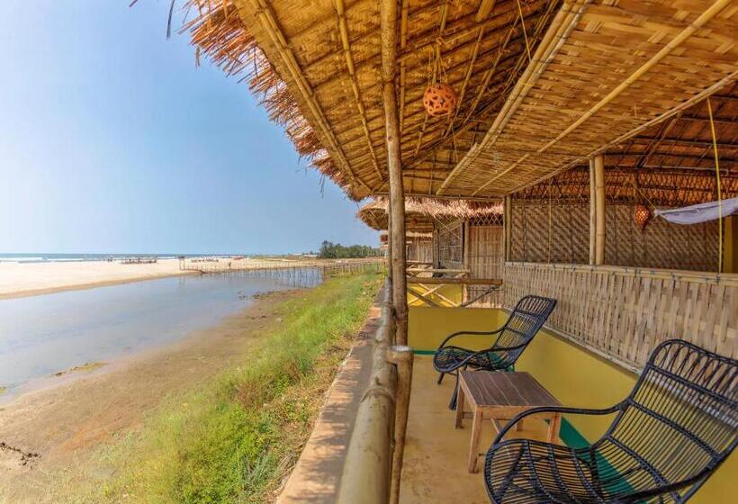 בקתה, Beach Street Eco Resort & Spa