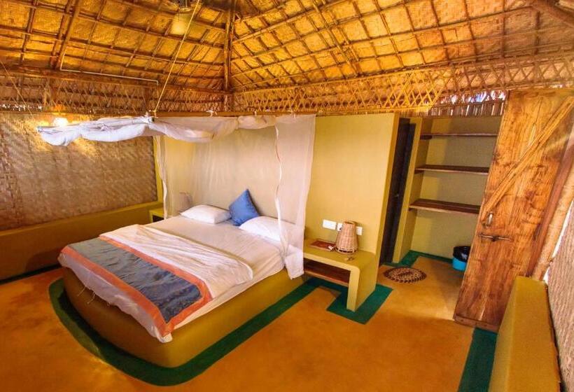 Хижина, Beach Street Eco Resort & Spa