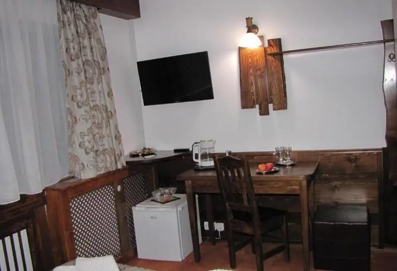 Basic-huone, Villa Elitte Predeal