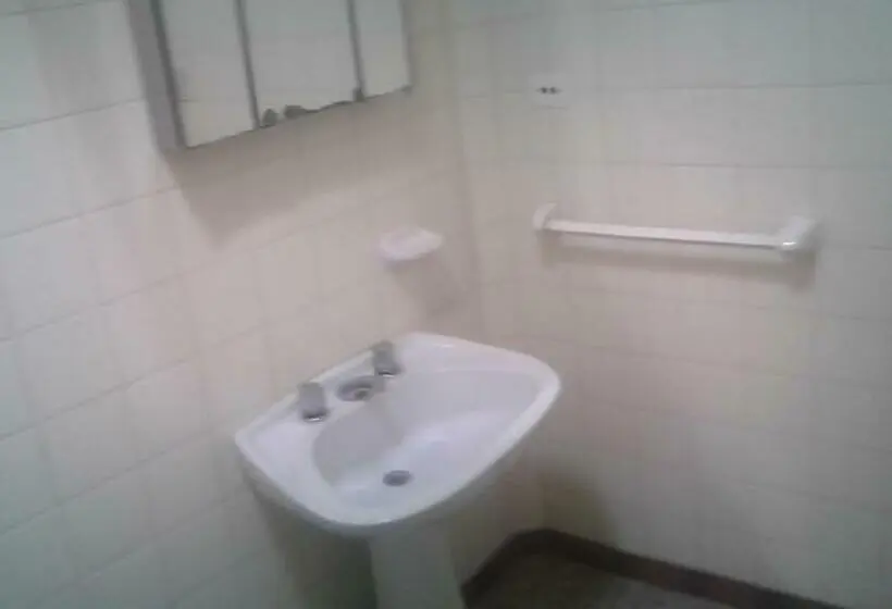Talo 2 Makuuhuonetta, Low Cost Dpto