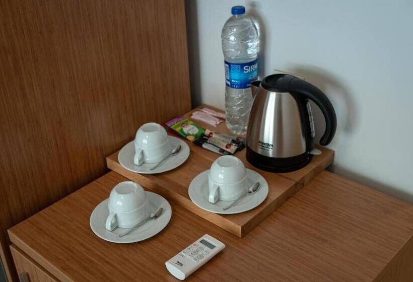 اتاق خانوادگی, Master Family Club