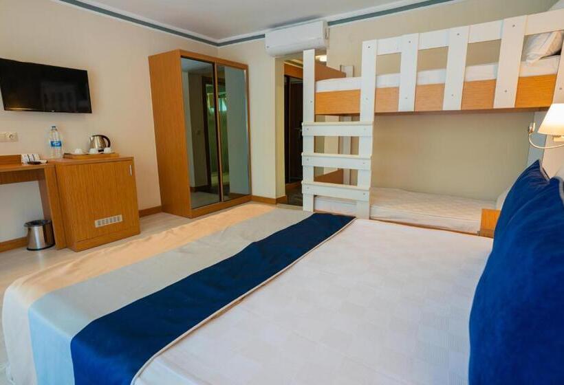 اتاق خانوادگی, Master Family Club