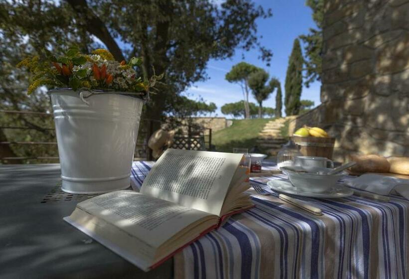 סוויטה עם טרסה, Podere Il Castellaccio