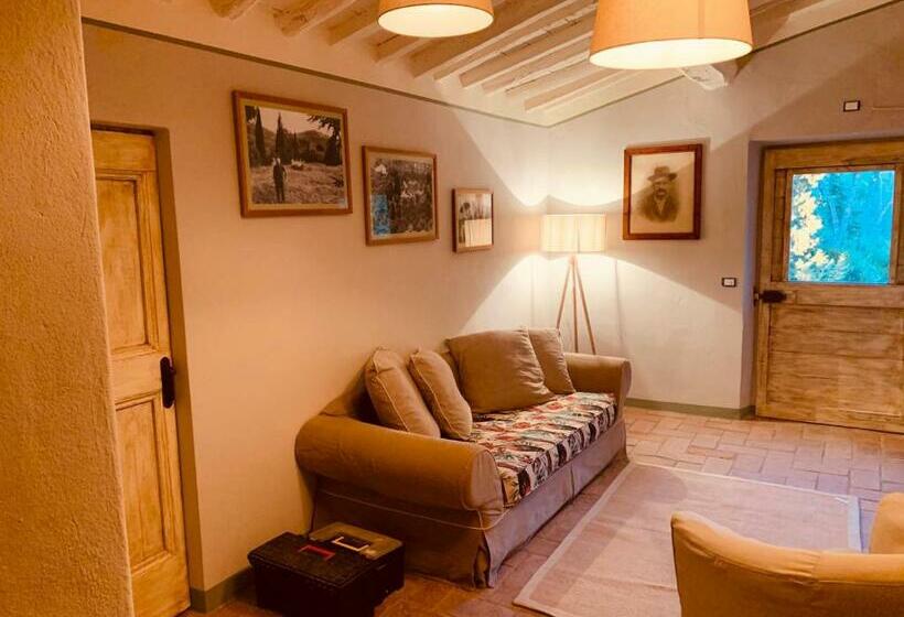 דירת שני חדרים, Podere Il Castellaccio