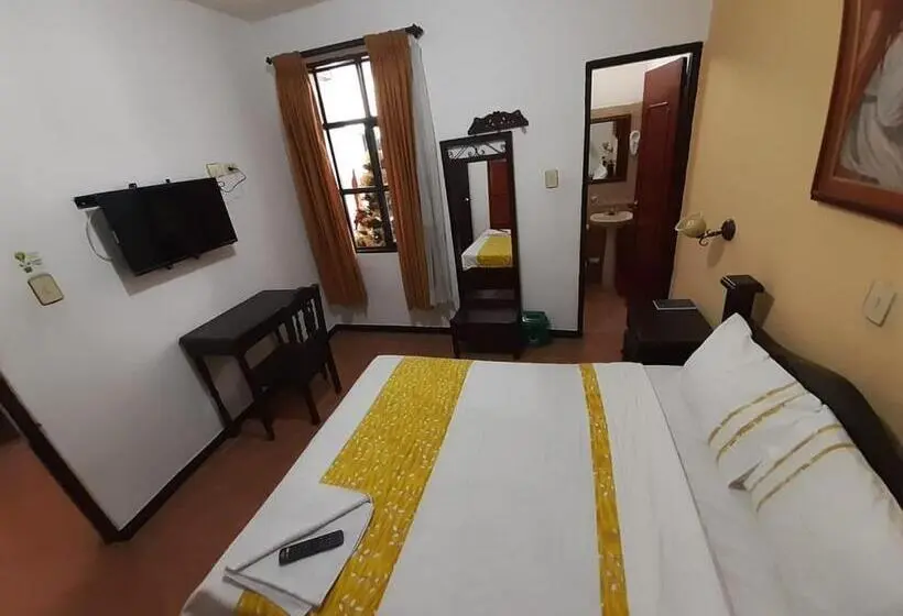 スタンダードルーム, Y Restaurante Colonial Popayan