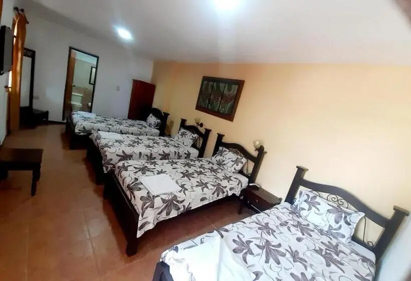 スタンダード４人部屋, Y Restaurante Colonial Popayan